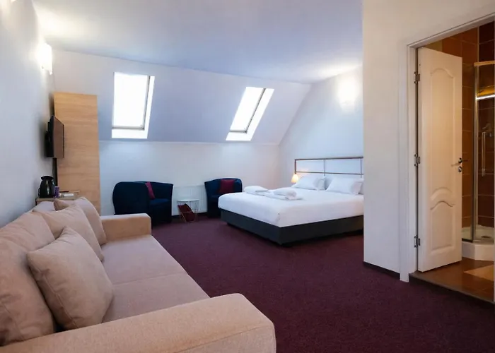Long Street Hotel