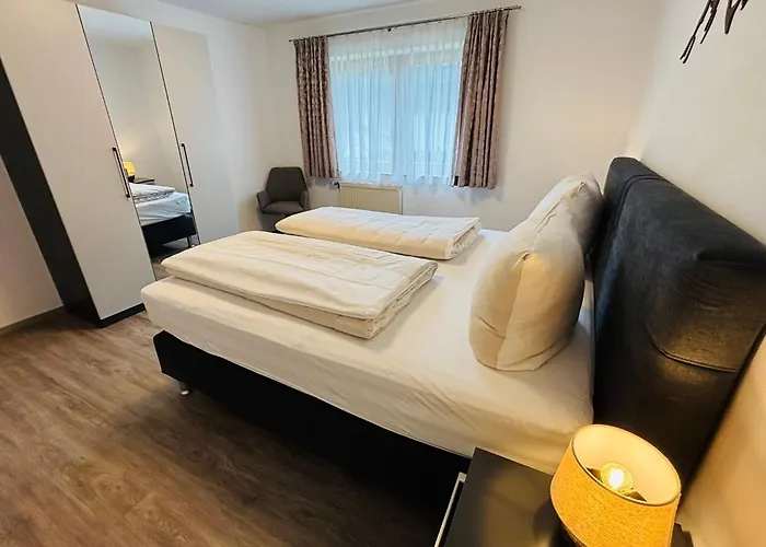 Aparthotel Dorfplatzl Garni Apartments & B&B Tux