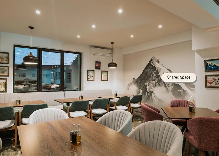 Suru Hotel & Restaurant