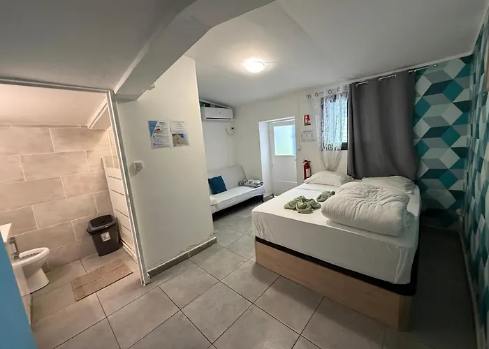 Azur Hotel
