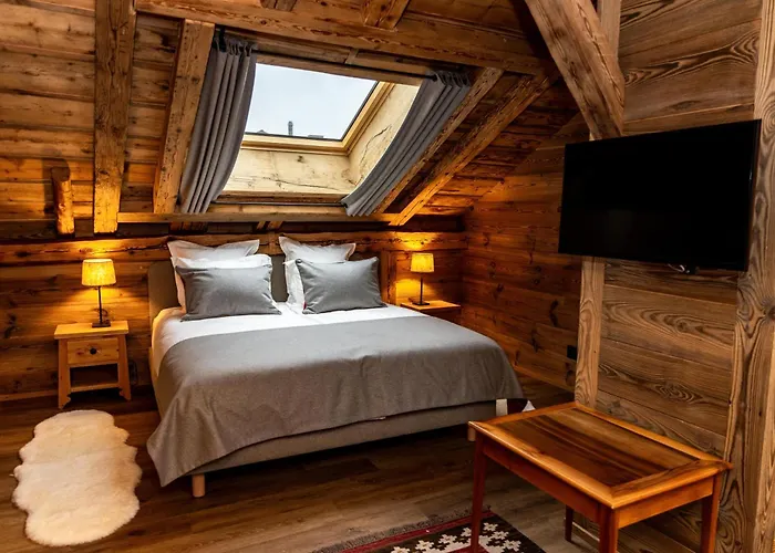 Au 17 Chambre d'hôtes, Rte du Village 17, 1875 Morgins