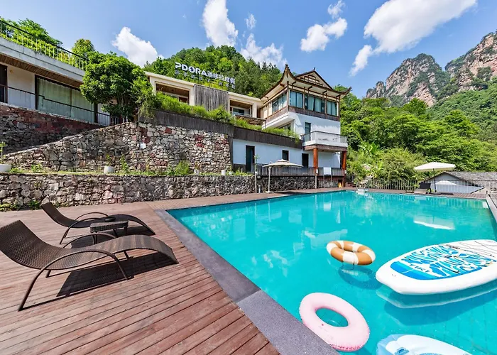 Floating Peaks Retreat-English Services-Near The Zhangjiajie National Forest Perk