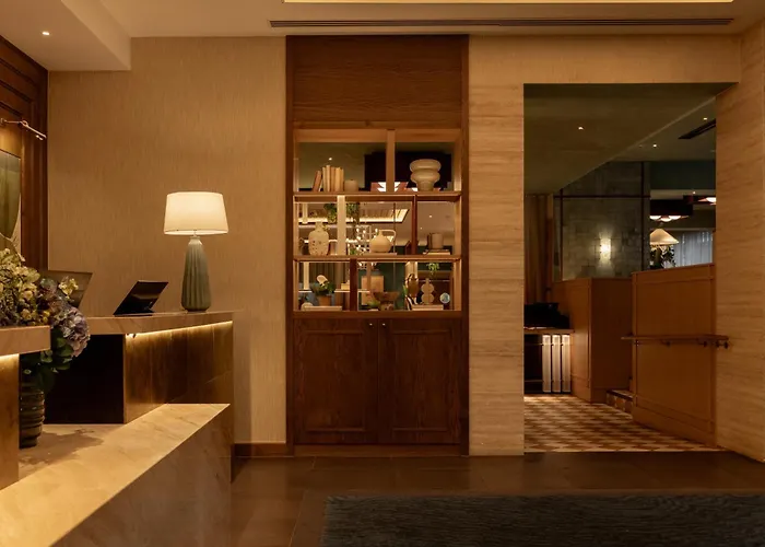 Doubletree By Hilton London Victoria Hotel