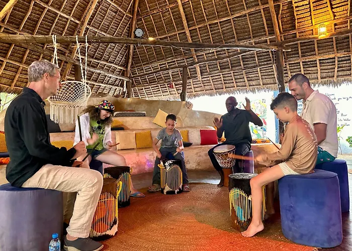 Kameleon Blue Arts Lodge