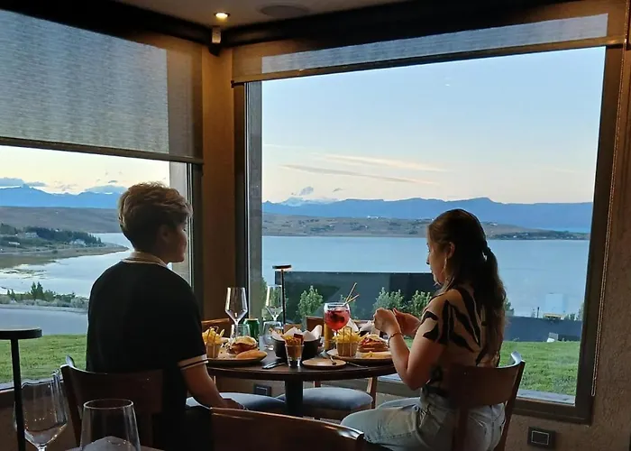 Ayres De Calafate