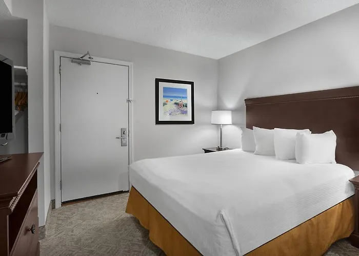Best Western Ocean Sands Beach Resort