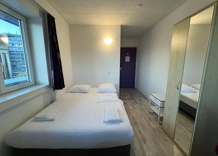 Hotel Abaca