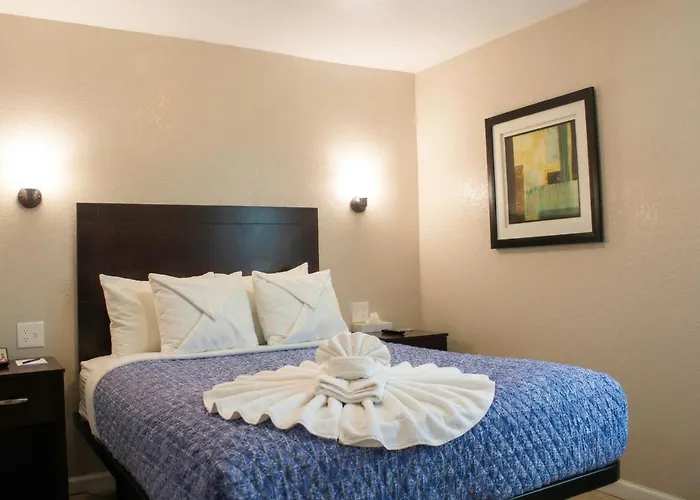 Sea Horse Inn And Cottages