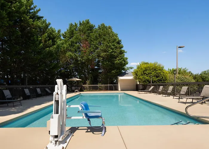 Holiday Inn Express Winston-Salem By Ihg