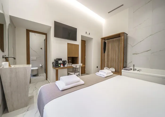 Omma Suites