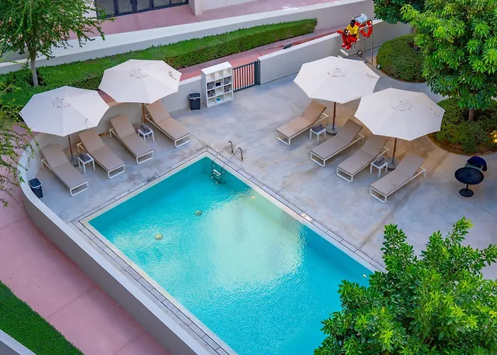 Nest Hotel, Aljada