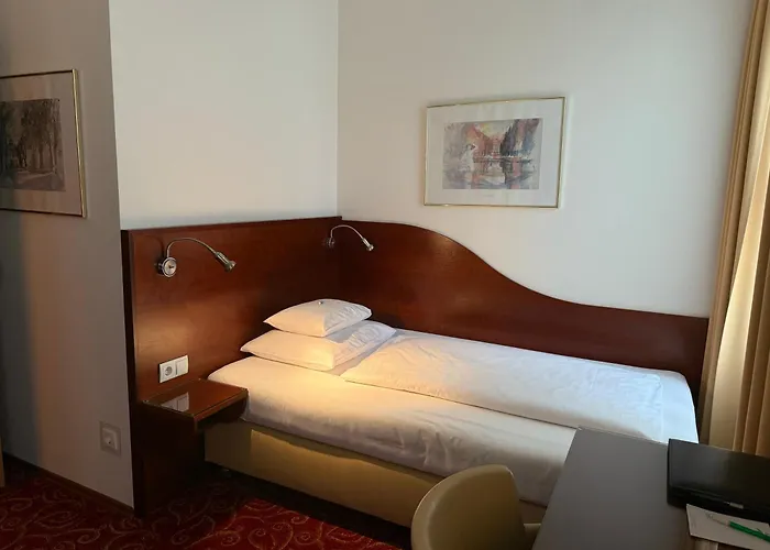 Hotel Jaeger - Family Tradition Since 1911
