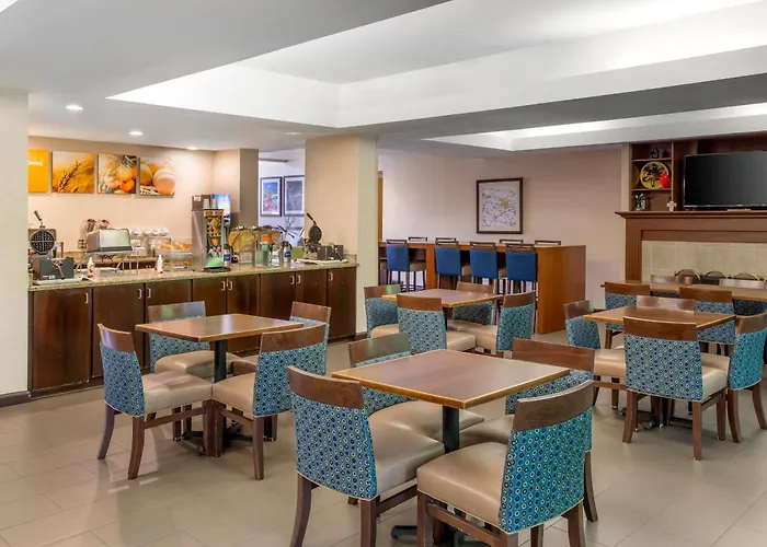 Comfort Suites Regency Park
