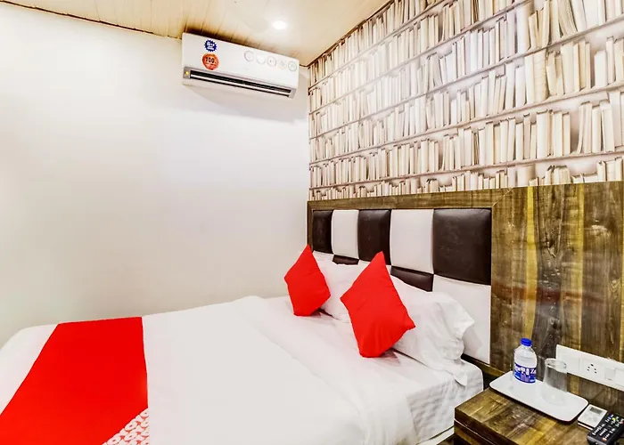 Oyo Flagship Hotel Qubic