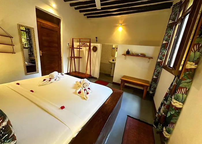 The African Paradise Beach Hotel