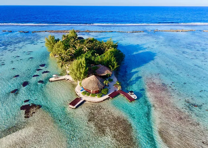 Hôtel La Pirogue Api