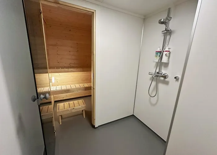 Hedvig Guesthouse & Ragnahus