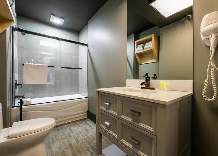 La Suite Hotel