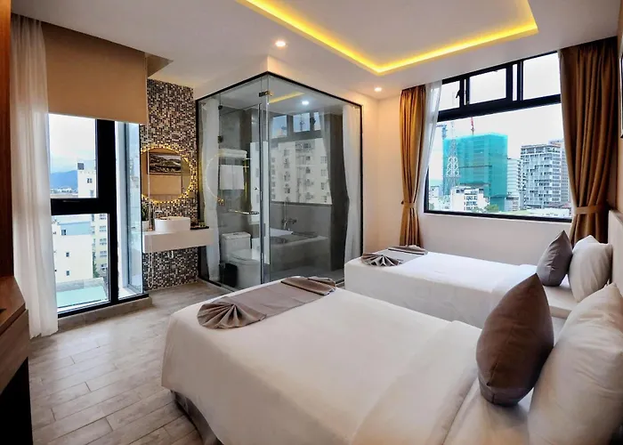 Violet Hotel 2