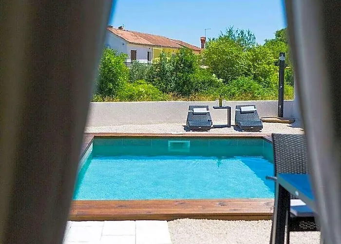 Imperia 3 Comfortable Holiday Residence