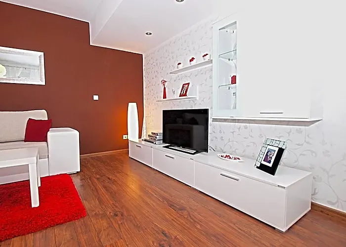 Apartment 1363