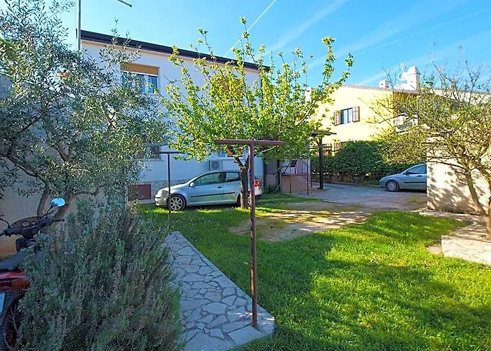 Apartment 1576