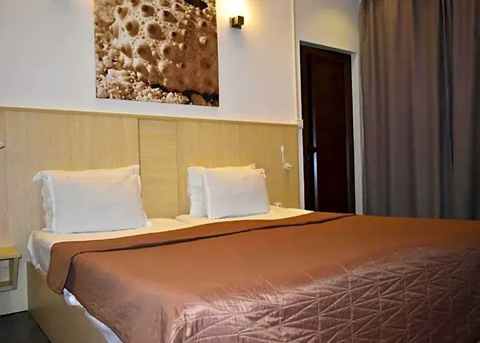 Villa Alizee Boutique Hotel - Ideal Couples & Pros - Rooftop