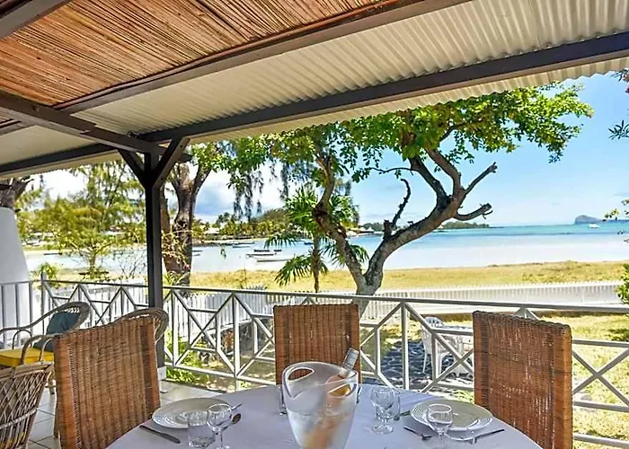 Quaint 3 Bdr Beach Bungalow In A Fishing Village