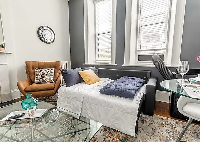 Apartment In The James South Neighborhood
