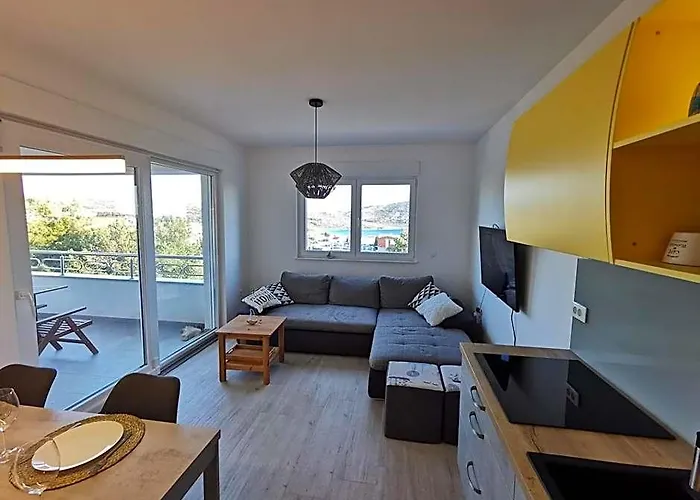 Apartment Pinia