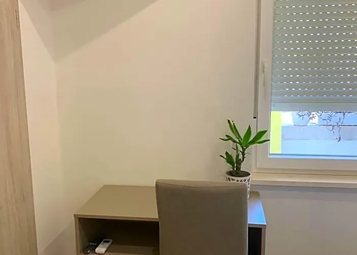 Rirooms