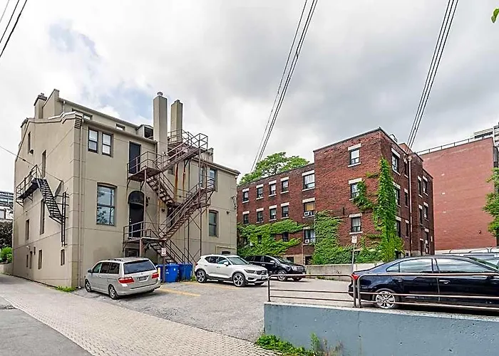 Apartment In The James South Neighborhood