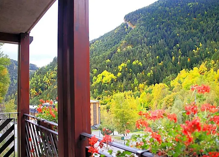 Vista Arinsal Apartments