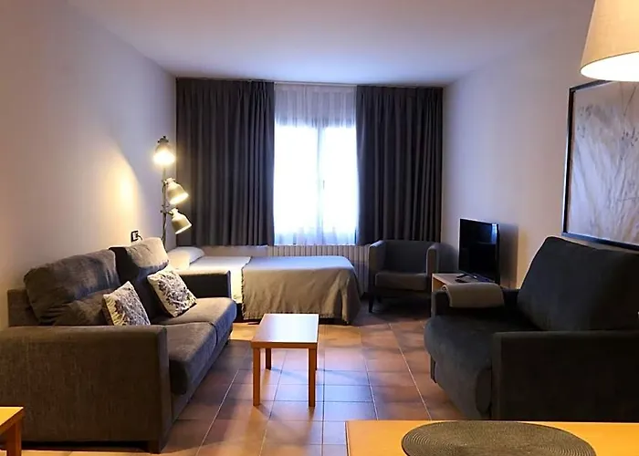 Aparthotel El Serch