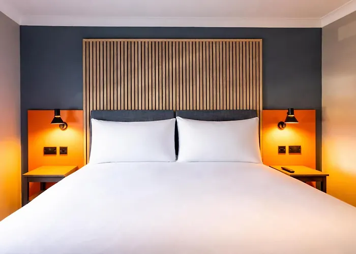 Village Hotel Leeds North