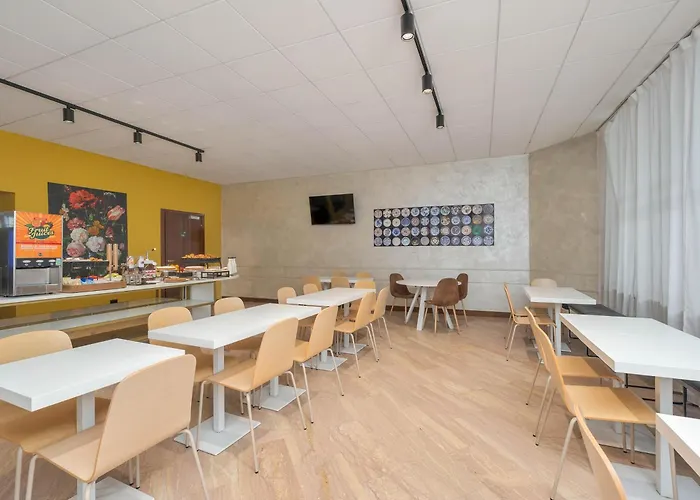 B&B Hotel Como City Center