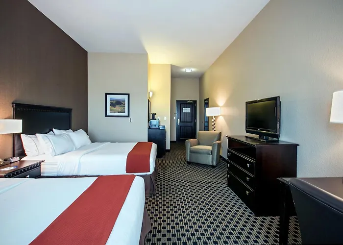 Holiday Inn Express & Suites - Green Bay East By Ihg