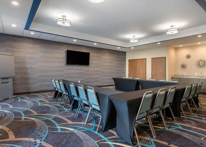 Comfort Suites Fort Lauderdale Airport&Cruise Port