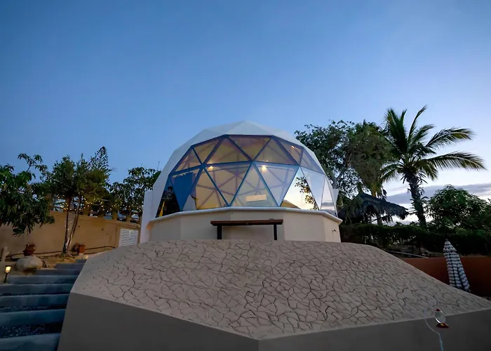 Los Domecitos - Geodesic Dome Retreat