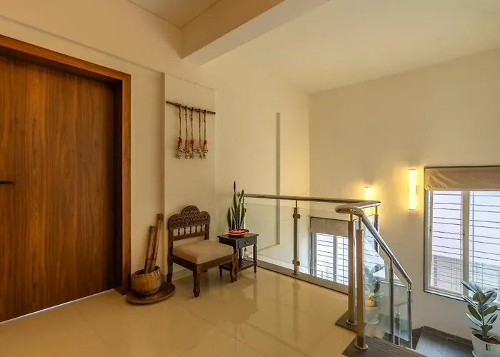Liveaway Pune, Viman Nagar By Pack