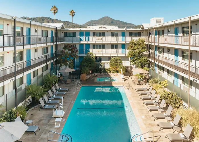 Marin Suites Hotel Corte Madera