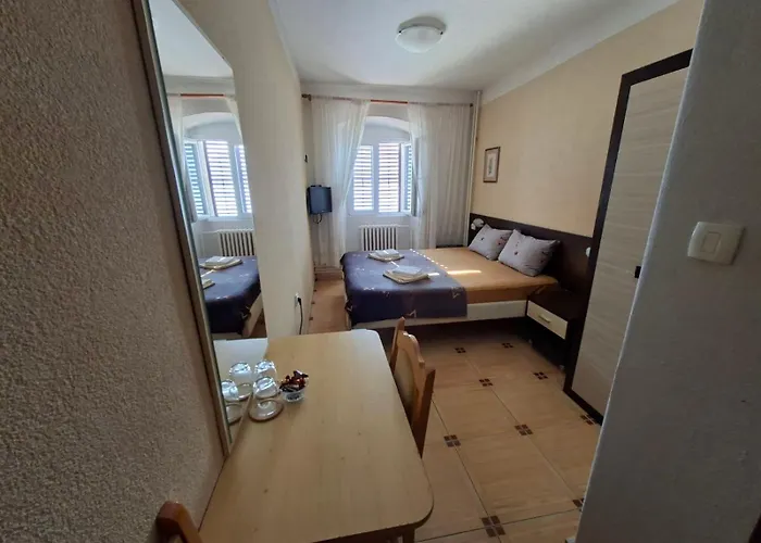 Garni Hotel Pana-Eustahije 253