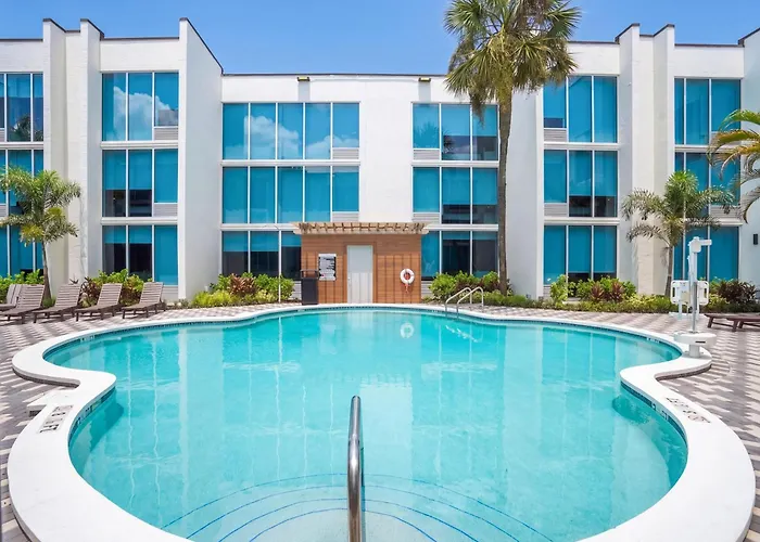 Tropical Palms Hotel