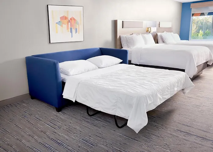 Holiday Inn Express & Suites Sarasota Bradenton By Ihg