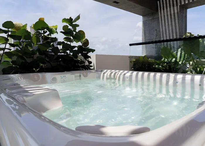 Delamar Hotel