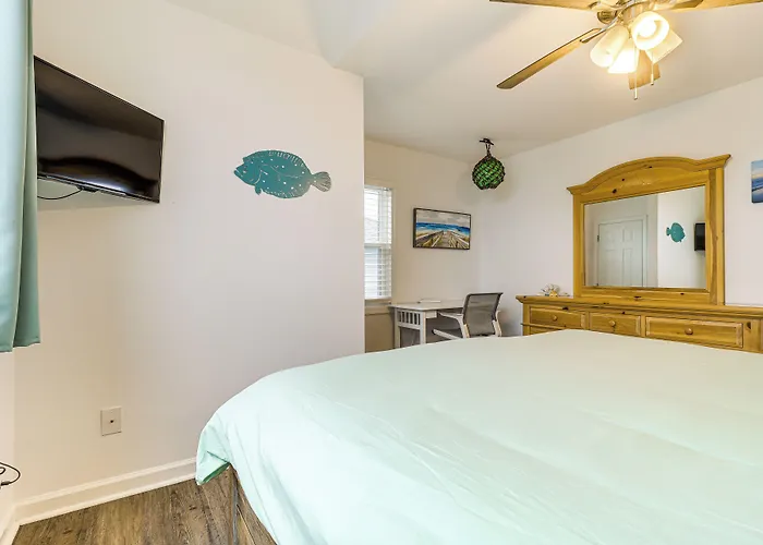 Topsail Beach Vacation Rental: Idyllic Ocean Views