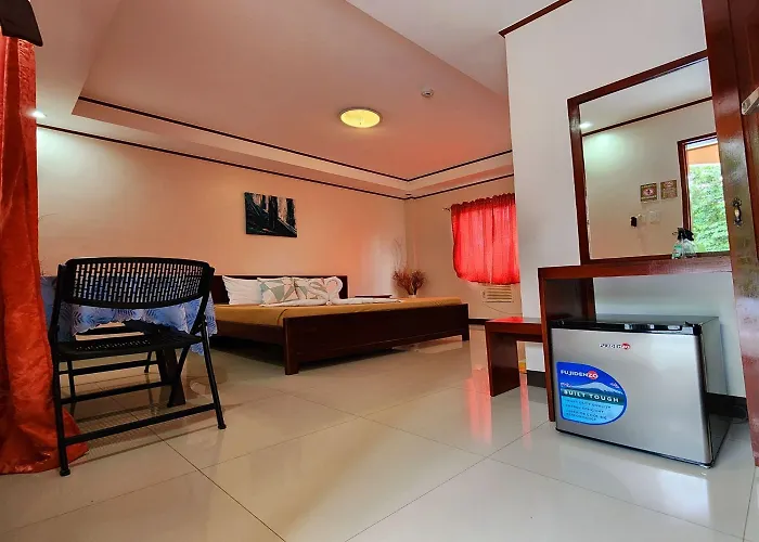 Dinah'S Tourist Inn Puerto Princesa