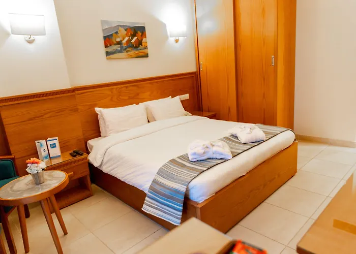 Lamar Azur Hotel