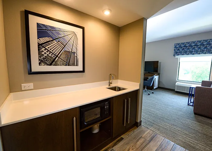 Hampton Inn & Suites Lenoir, Nc