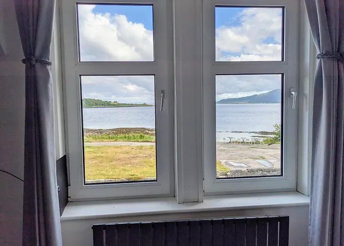 Lochaline Hotel